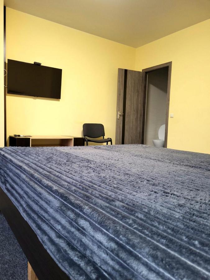 Амстердам Hotel Khmelʼnytsʼkyy Kültér fotó